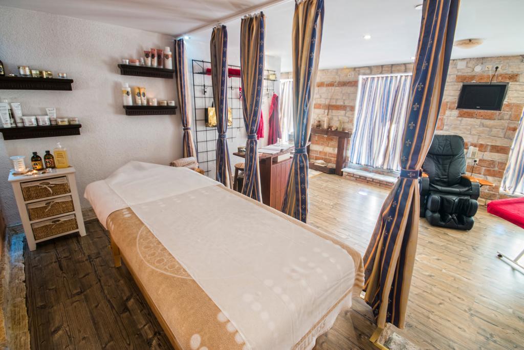 Aparthotel Castrum Novum Novigrad Istria Oda fotoğraf